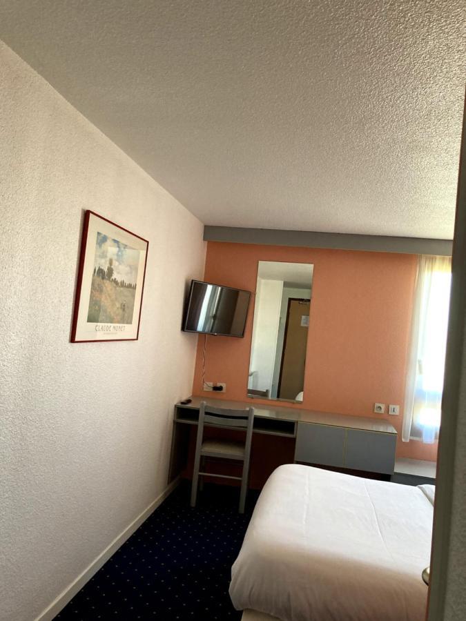 Brit Hotel Essentiel Moulins Avermes Esterno foto